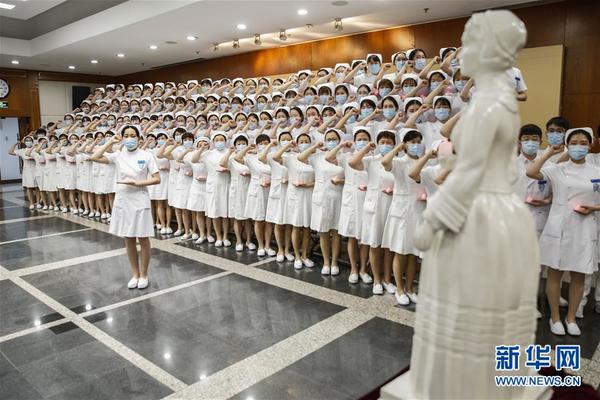 （医卫）（3）北京：新入职护士“授帽”纪念南丁格尔